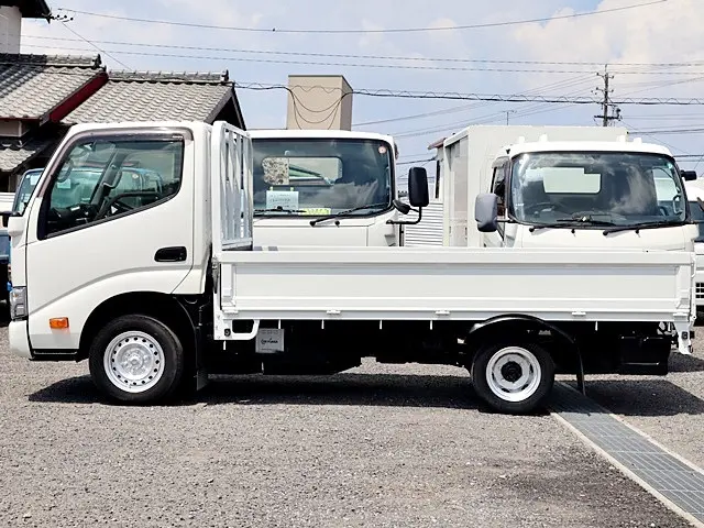 トヨタ ダイナ 3BF-TRY230(2WD)の写真9