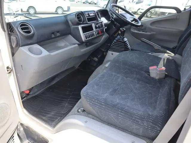 トヨタ ダイナ 3BF-TRY230(2WD)の写真30
