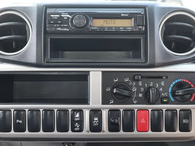 トヨタ ダイナ 3BF-TRY230(2WD)の写真34