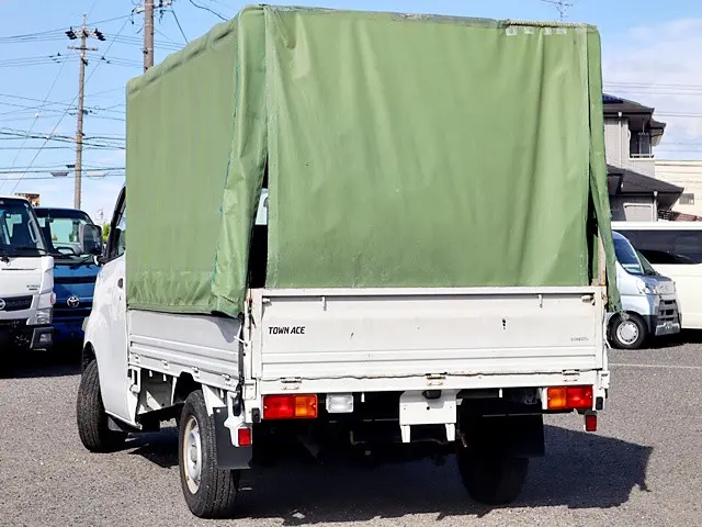 トヨタ タウンエーストラック DBF-S402U(2WD)の写真2
