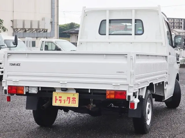 トヨタ タウンエーストラック DBF-S402U(2WD)の写真5