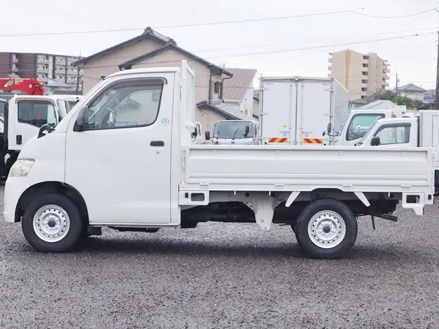 トヨタ タウンエーストラック DBF-S402U(2WD)の写真9