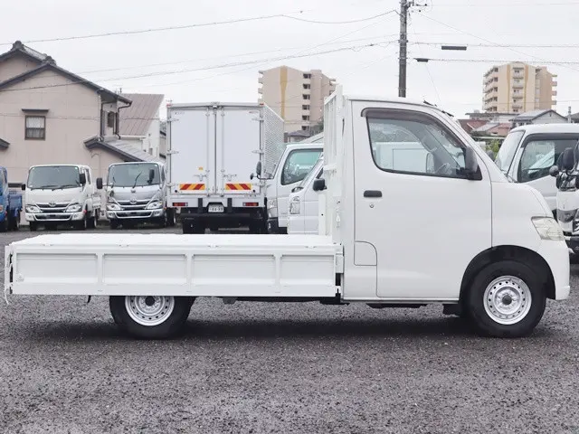 トヨタ タウンエーストラック DBF-S402U(2WD)の写真10