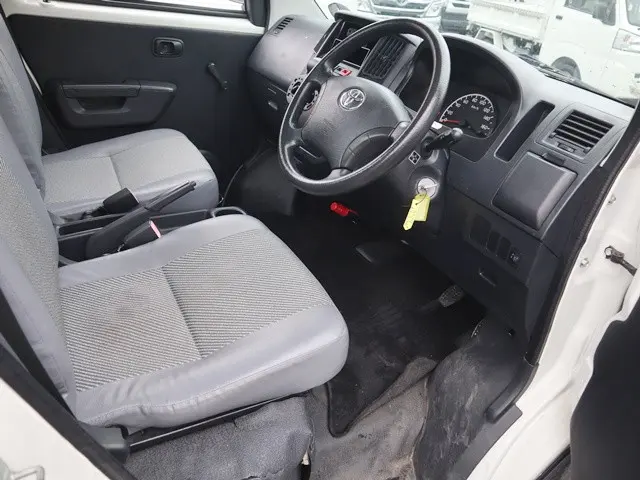 トヨタ タウンエーストラック DBF-S402U(2WD)の写真29