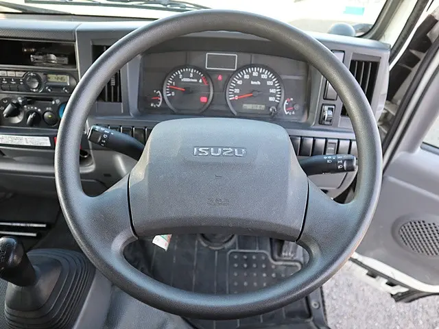 いすゞ エルフ TKG-NHR85A(2WD)の写真4