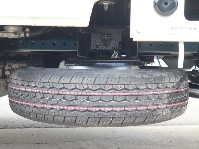 いすゞ エルフ TKG-NHR85A(2WD)の写真19