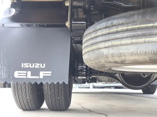 いすゞ エルフ TKG-NHR85A(2WD)の写真27