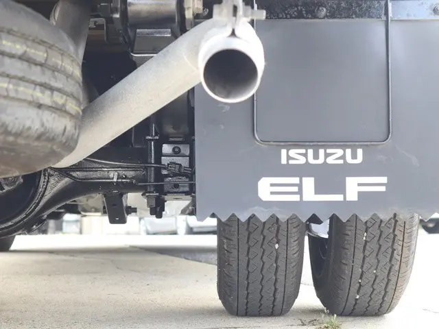 いすゞ エルフ TKG-NHR85A(2WD)の写真28