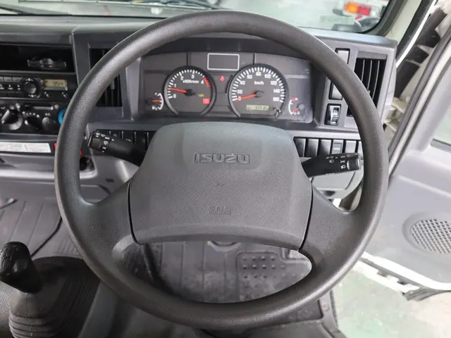 いすゞ エルフ TKG-NHR85A(2WD)の写真39