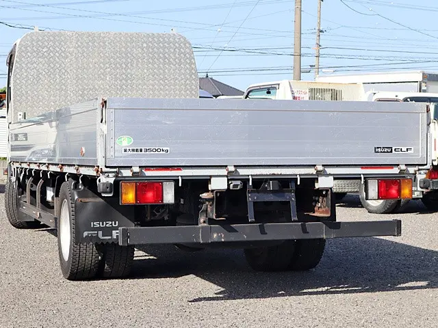 いすゞ エルフ 2RG-NPR88AR(2WD)の写真2