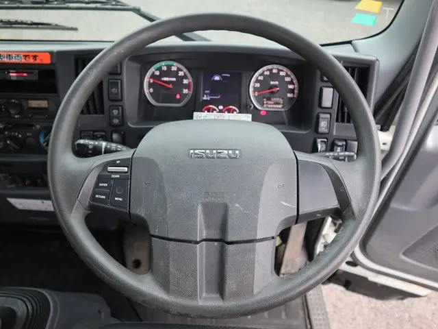 いすゞ フォワード 2PG-FRR90S1(2WD)の写真4