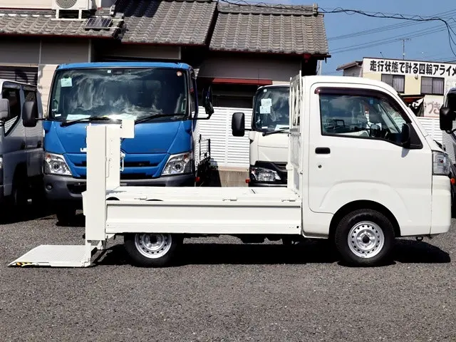 ダイハツ ハイゼットトラック EBD-S500P(2WD)の写真10