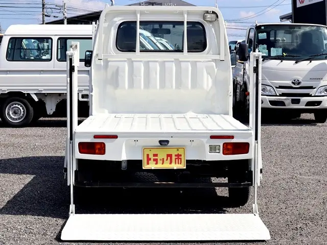 ダイハツ ハイゼットトラック EBD-S500P(2WD)の写真11