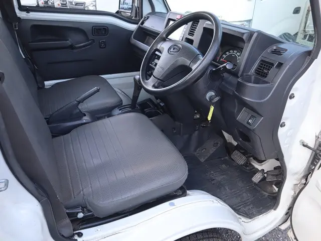 ダイハツ ハイゼットトラック EBD-S500P(2WD)の写真32