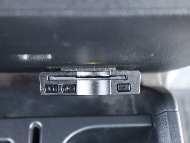 ダイハツ ハイゼットトラック EBD-S500P(2WD)の写真39