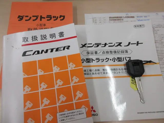 三菱 キャンター 2PG-FBA60(2WD)の写真5