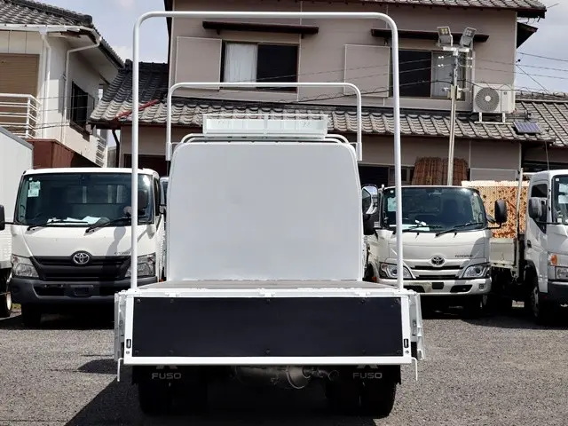 三菱 キャンター 2RG-FBAV0(2WD)の写真14