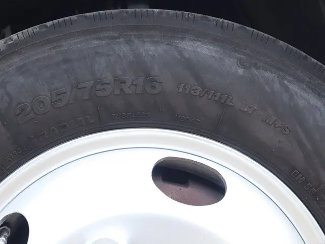 三菱 キャンター 2RG-FBAV0(2WD)の写真22