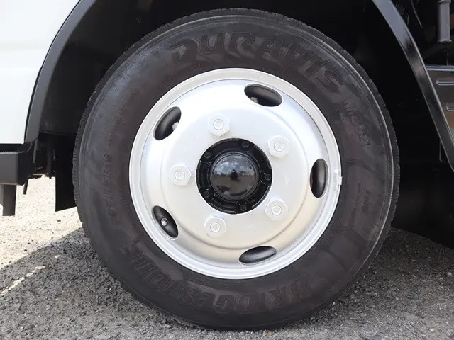 三菱 キャンター 2RG-FBAV0(2WD)の写真26