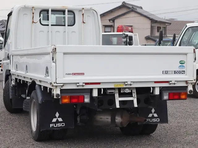 三菱 キャンター TPG-FBA00(2WD)の写真2