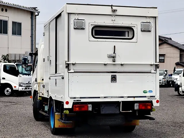 トヨタ ダイナ TKG-XZU605(2WD)の写真2