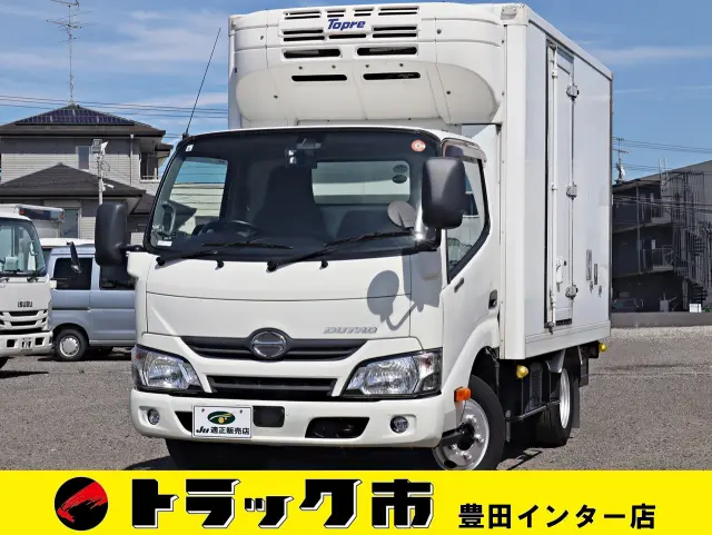 日野　デュトロ