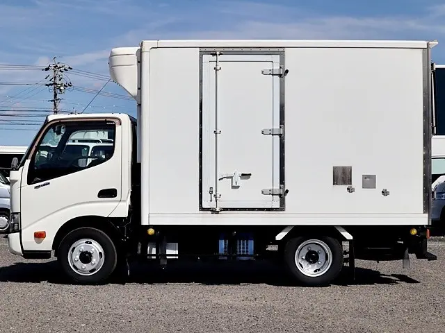 日野 デュトロ TKG-XZC605M(2WD)の写真9
