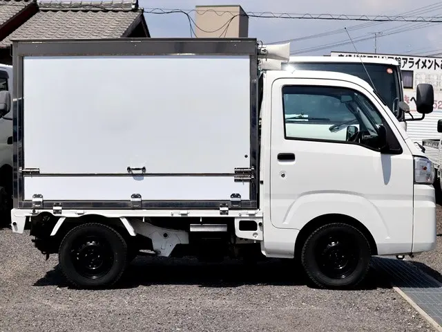 ダイハツ ハイゼットトラック EBD-S510P(4WD)の写真8
