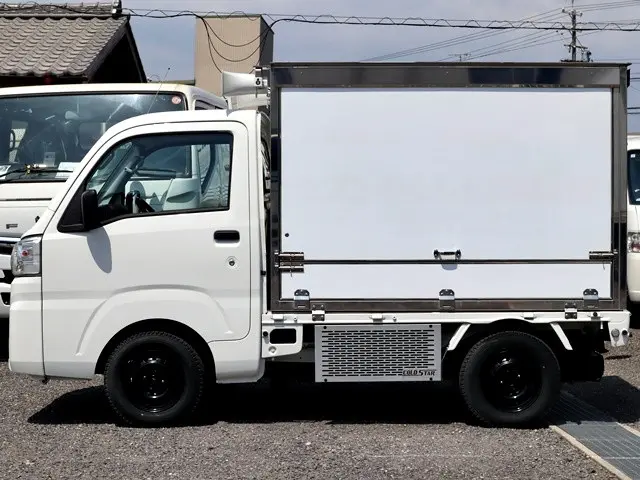 ダイハツ ハイゼットトラック EBD-S510P(4WD)の写真9