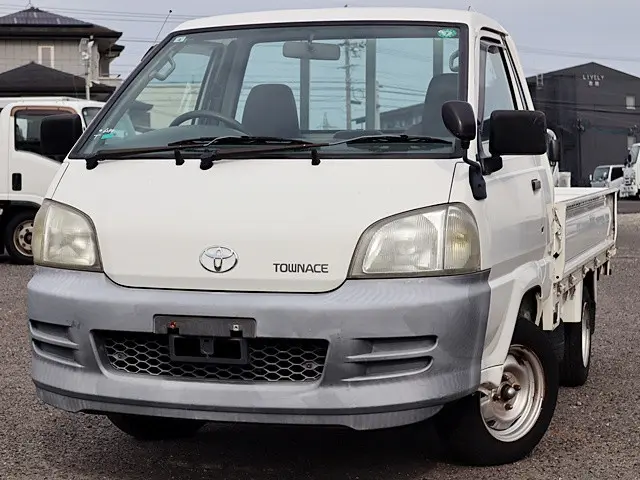 トヨタ タウンエーストラック GK-KM70(2WD)の写真1