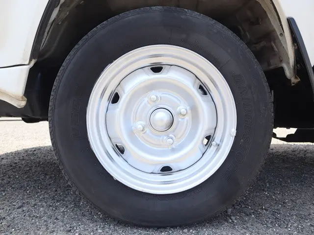 トヨタ タウンエーストラック GK-KM70(2WD)の写真25