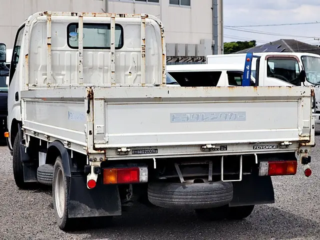 トヨタ トヨエース TKG-XZC605(2WD)の写真2