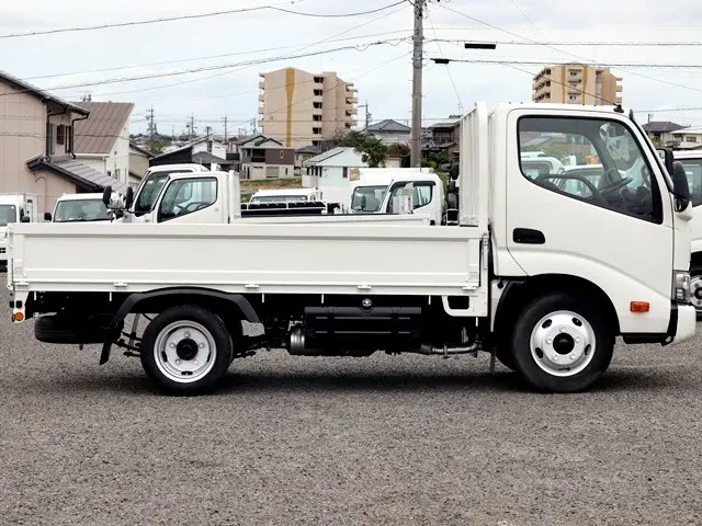 トヨタ トヨエース TKG-XZC605(2WD)の写真8
