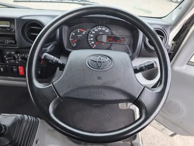 トヨタ トヨエース TKG-XZC605(2WD)の写真35