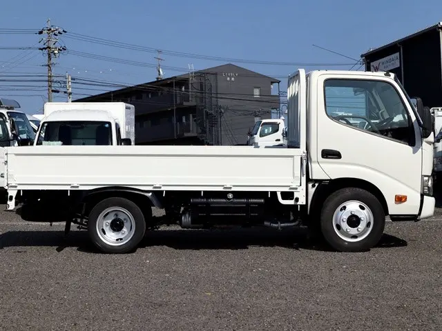 トヨタ ダイナ TKG-XZC605(2WD)の写真8