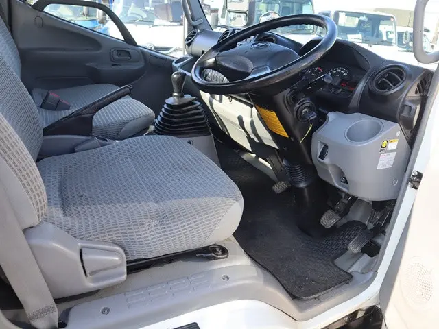 トヨタ ダイナ TKG-XZC605(2WD)の写真31
