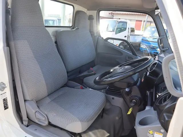 トヨタ ダイナ TKG-XZC605(2WD)の写真32