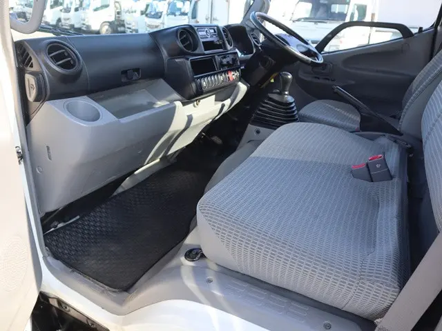 トヨタ ダイナ TKG-XZC605(2WD)の写真33