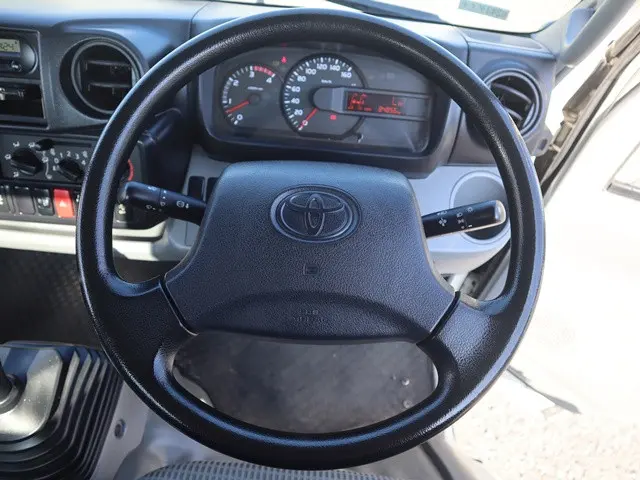 トヨタ ダイナ TKG-XZC605(2WD)の写真34