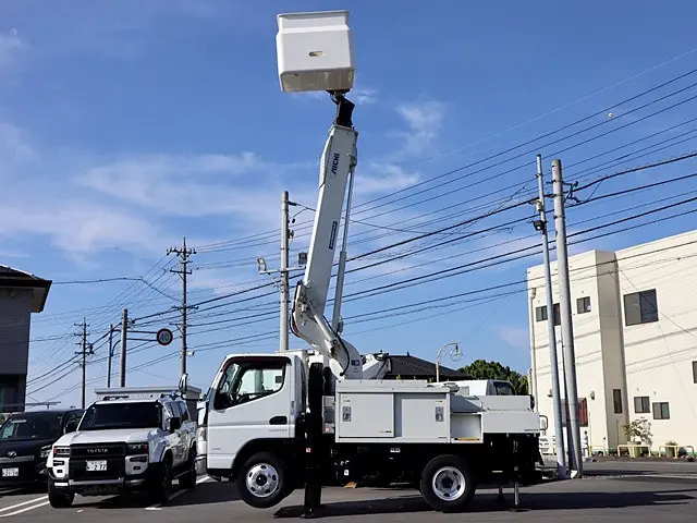 三菱 キャンター TPG-FEA50(2WD)の写真12