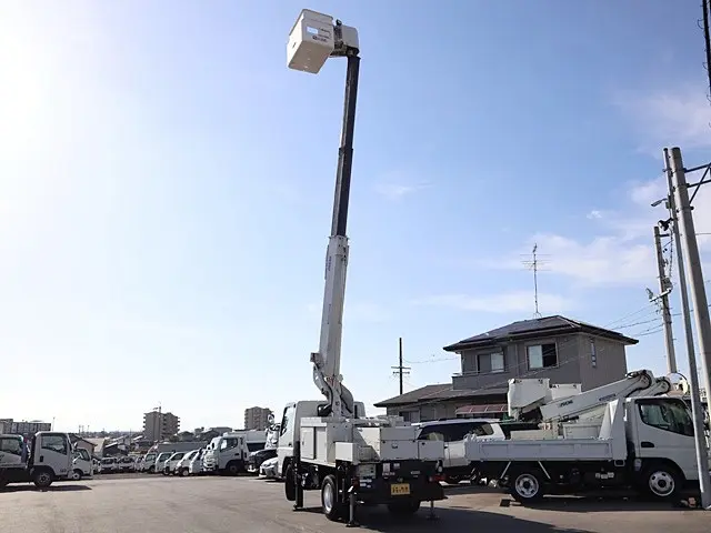 三菱 キャンター TPG-FEA50(2WD)の写真15