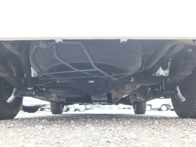 トヨタ ハイエース CBA-TRH214W(2WD)の写真17