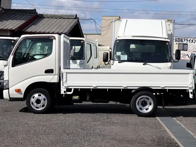 トヨタ ダイナ 2DG-GDY231(2WD)の写真9