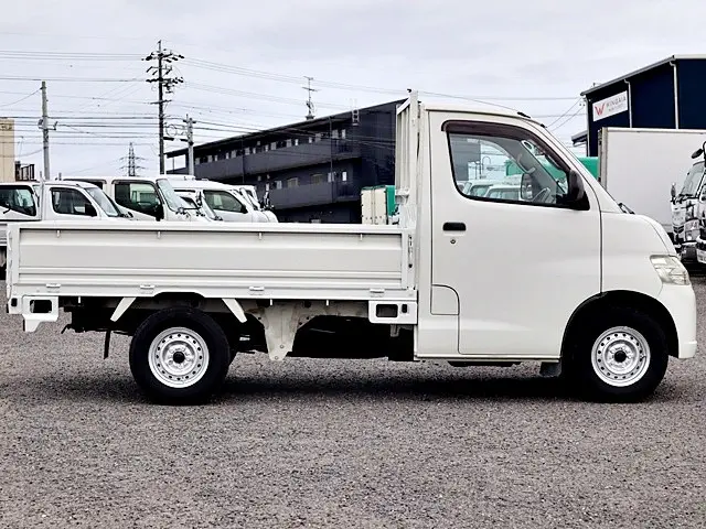 トヨタ タウンエーストラック DBF-S402U(2WD)の写真8