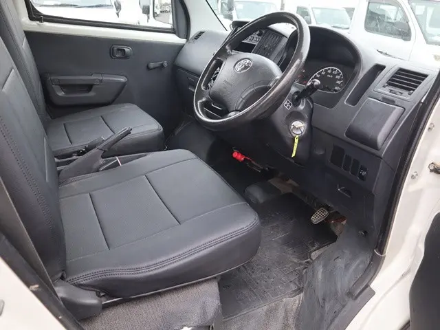 トヨタ タウンエーストラック DBF-S402U(2WD)の写真29