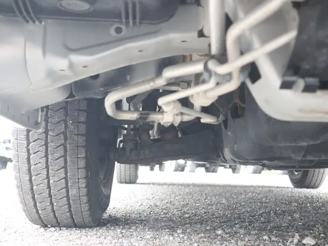 トヨタ ハイエース CBA-TRH214W(2WD)の写真24