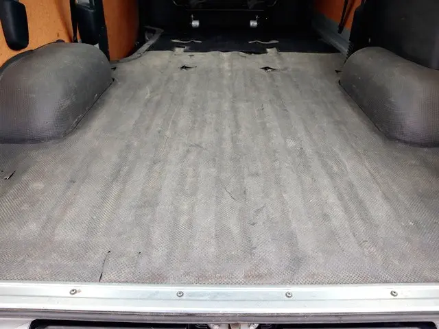 トヨタ ハイエースバン 3BF-TRH200V(2WD)の写真14