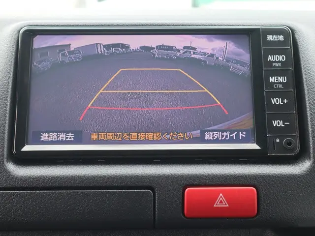 トヨタ ハイエースバン 3BF-TRH200V(2WD)の写真18