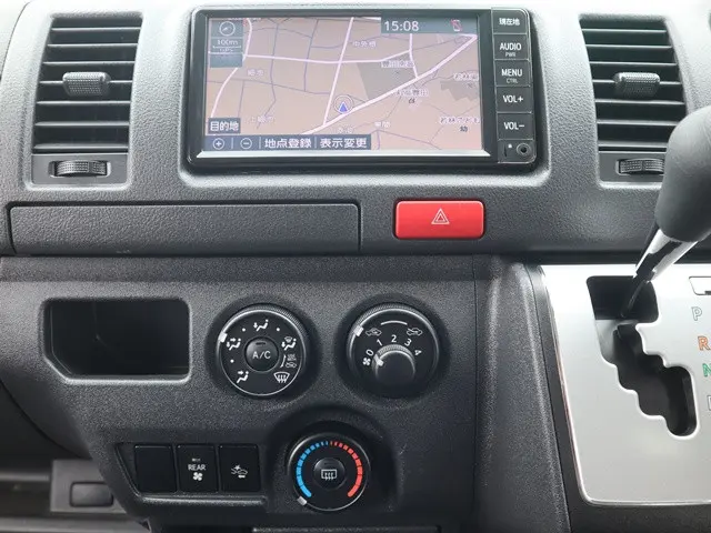 トヨタ ハイエースバン 3BF-TRH200V(2WD)の写真39