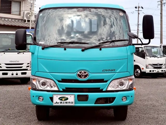トヨタ ダイナ 2RG-XZU655(2WD)の写真3